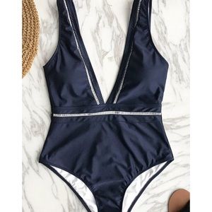 MUST GO! “Tranquil Cove” v-neck one piece swimsuit